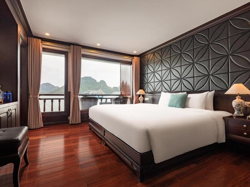 du-thuyen-ha-long-5.jpg