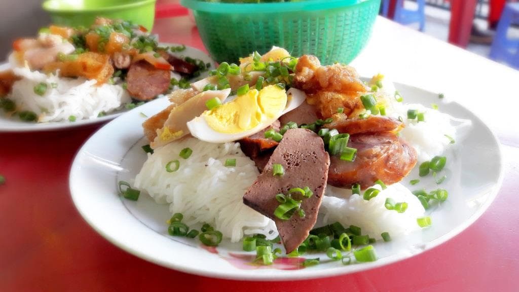 kham-pha-nhung-mon-ngon-binh-dinh-01.jpg