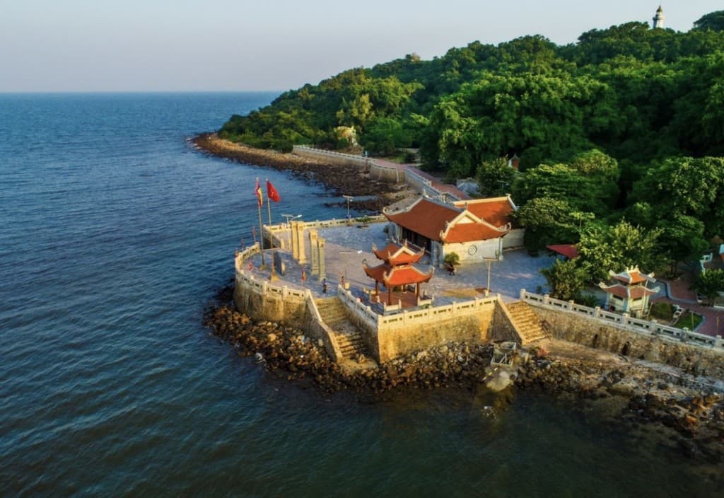 kham-pha-villa-hai-phong-04.jpg