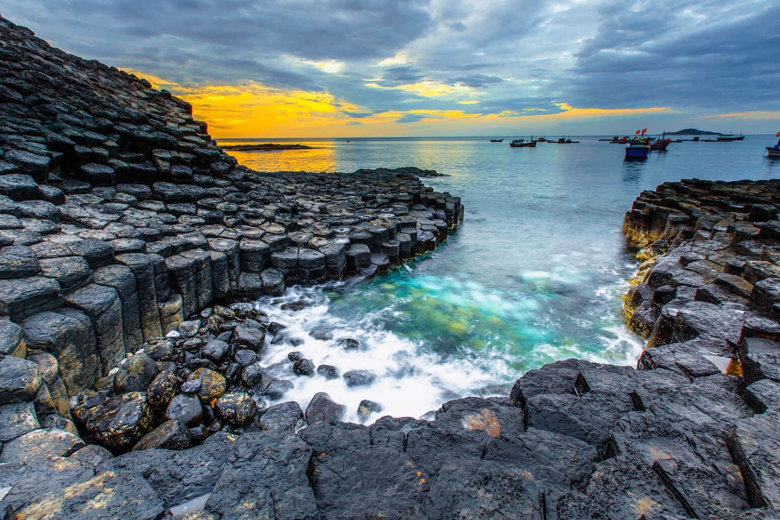 kham-pha-villa-phu-yen-01.jpg