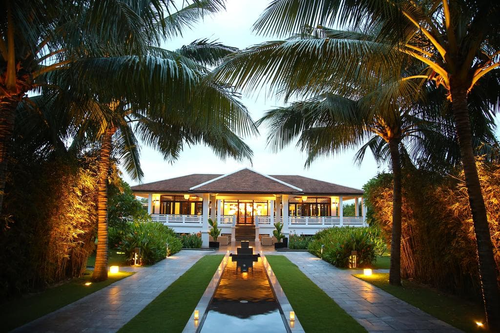 kham-pha-villa-son-tra-tai-da-nang-05.jpg