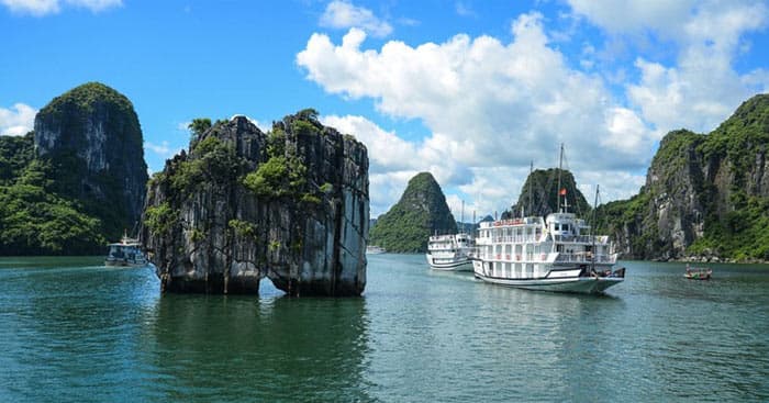 kinh-nghiem-dat-phong-ha-long-01.jpg