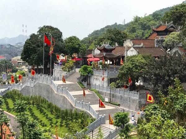 kinh-nghiem-du-lich-van-don-03.jpg