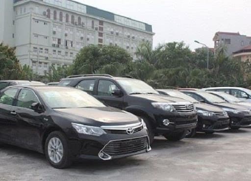 kinh-nghiem-thue-xe-tu-lai-cua-lo-04.jpg