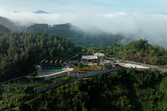 nha-hang-cao-bang.jpg