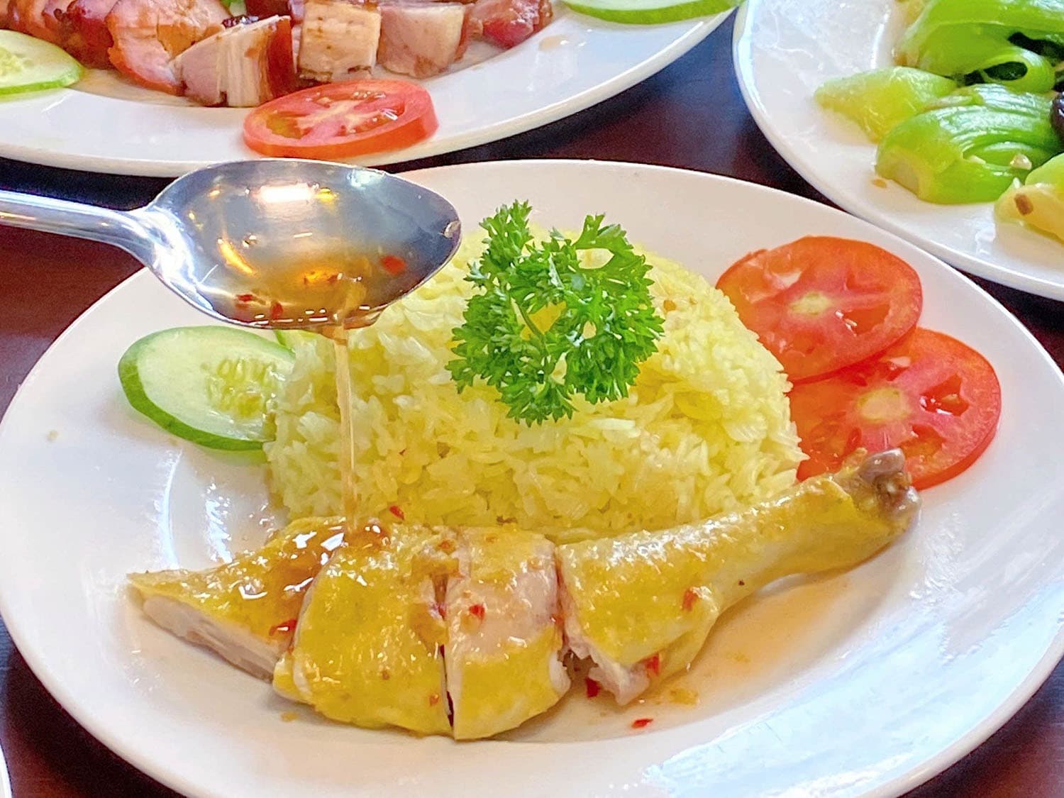 nha-hang-gia-lai12.jpg