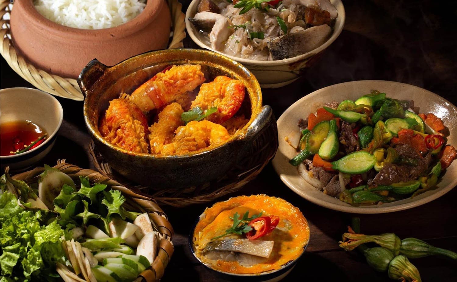 nha-hang-gia-lai1.jpg
