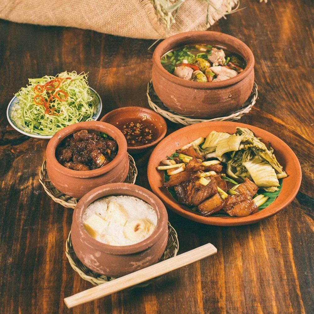 nha-hang-gia-lai2.jpg