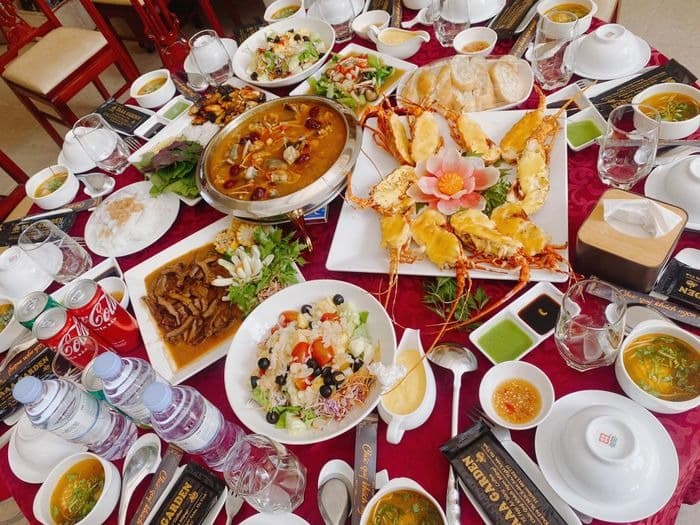 nha-hang-ha-tinh-danh-cho-gia-dinh3.jpg