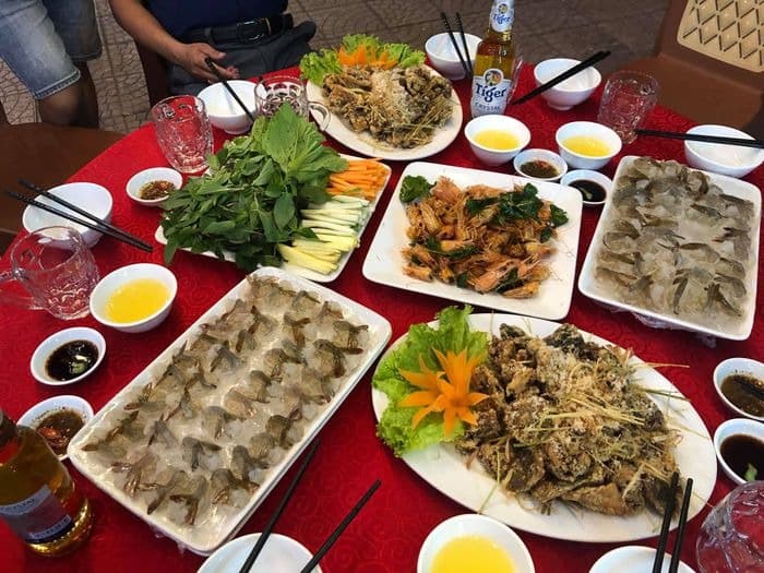 nha-hang-ha-tinh-danh-cho-gia-dinh7.jpg