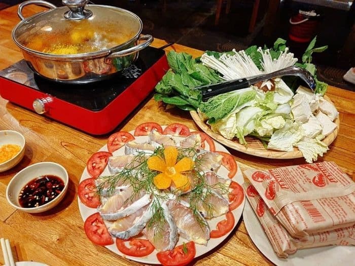 nha-hang-kon-tum1.jpg