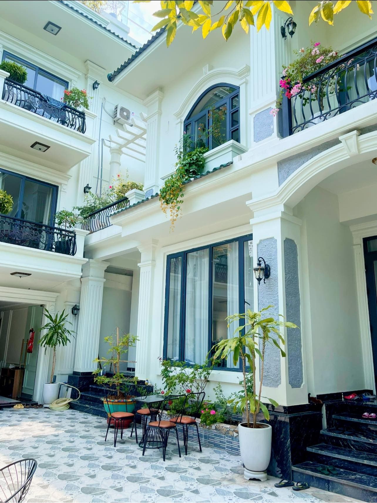 top-7-villa-cat-ba-danh-cho-cap-doi-04.jpg