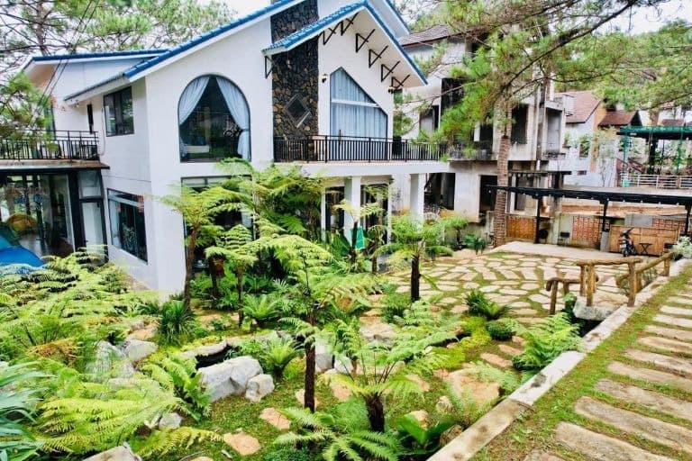 top-8-homestay-kon-tum-danh-cho-gia-dinh-05.jpg